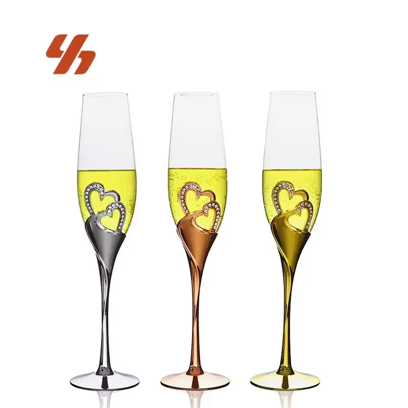Wedding Heart Shaped Decorated Champagne Glasses Flute Crystal Champagne Glasses Customized Champagne Glasses for Wedding Party