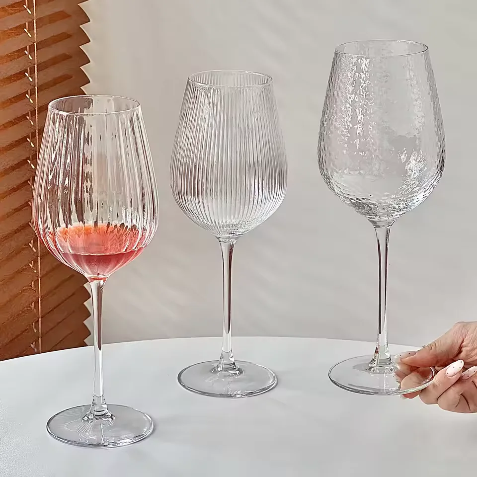 Light Luxury Red Wine Glass Retro Champagne Goblet Minimalist Striped Stemmed Wine Glasses for Home Wedding Party Use