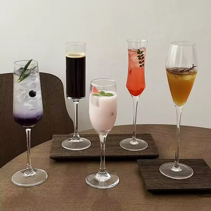 Wholesale Elegant Tall Stem Champagne Glass Sparkling Wine Goblet Cocktail Glass Set for Restaurant Hotel Bar Custom Logo Use