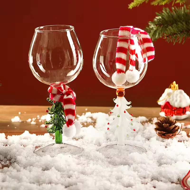 Creative Handmade Christmas Tree Glass Goblet Brushed Wine Cocktail Cup for Christmas Gift Home Decoration Wholesale