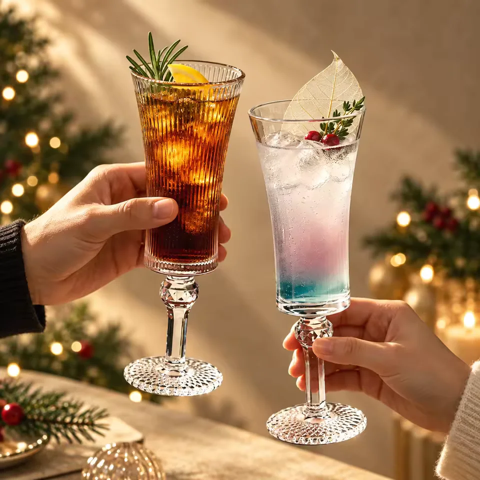 Wholesale Christmas Embossed Cocktail Glass French Style Tall Stem Goblet for Champagne Fruit Wine Cold Drinks Custom Logo