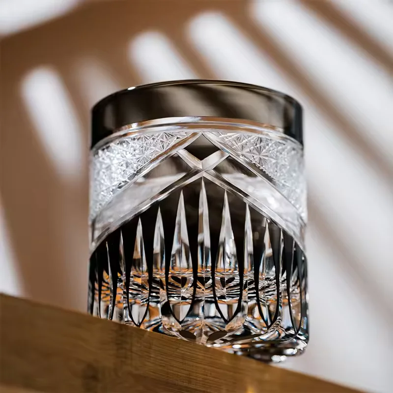 Luxury Bohemia Style Edo Kiriko Whiskey Glass Black Crystal Rock Glass Handmade Shot Glass for Wine Whisky Bar Gift Use